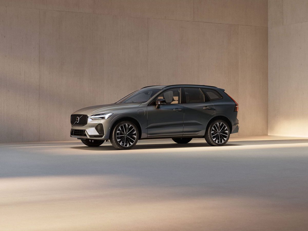 (c) Volvo Cars
