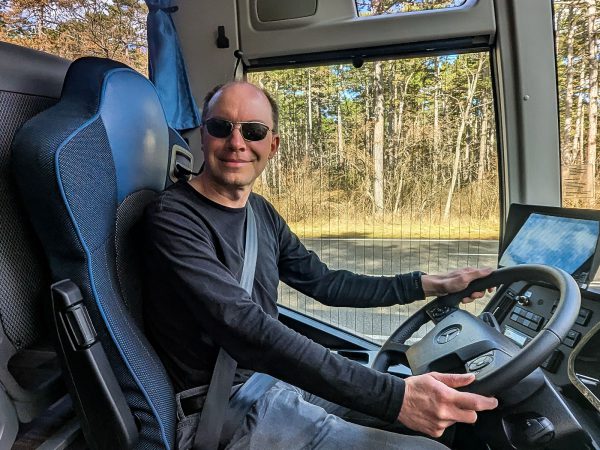 Der Autor am Steuer des Mercedes Tourismo (c) Ing. Thomas Geldner