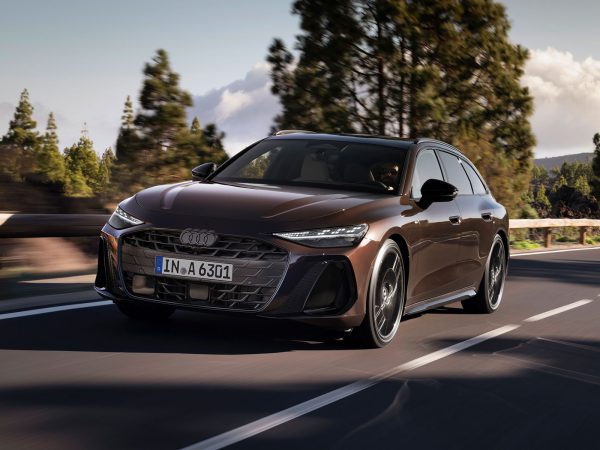 (c) Audi AG