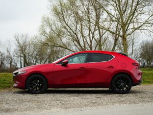Mazda 3 2.5L e-SKYACTIV (c) Johannes Ibrahim