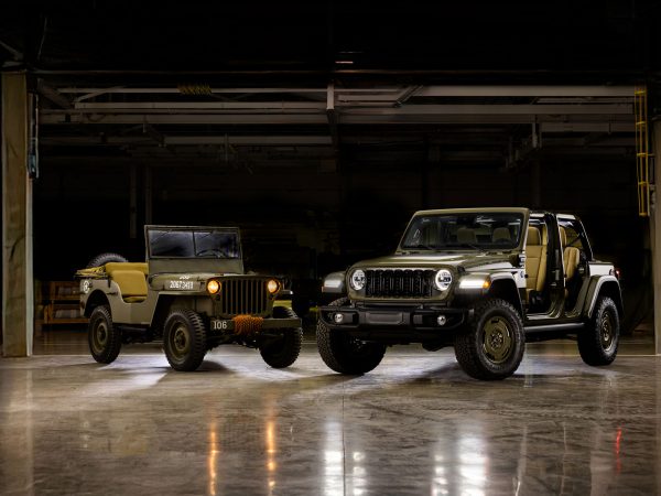(c) Jeep