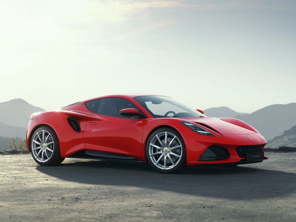 (c) Lotus Cars