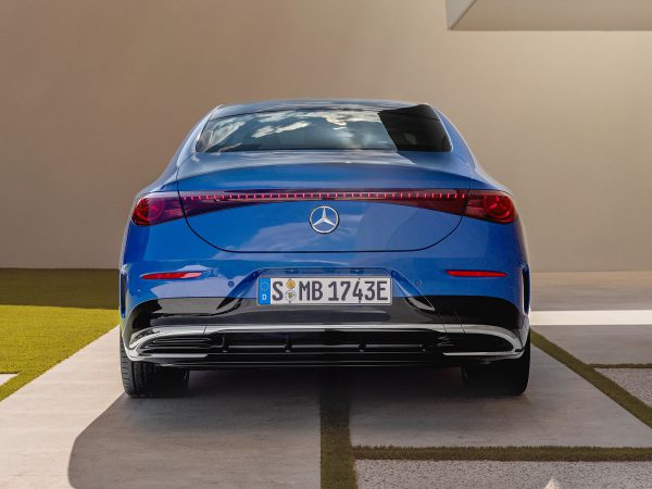 (c) Mercedes-Benz Group