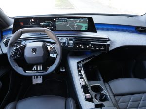 Peugeot 5008 GT Hybrid 136 e-DCS6 (c) Stefan Gruber
