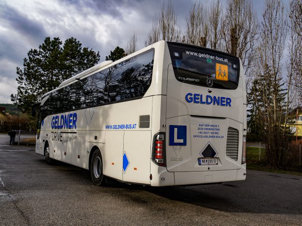 Der Mercedes Tourismo Fahrschulbus (c) Stefan Gruber