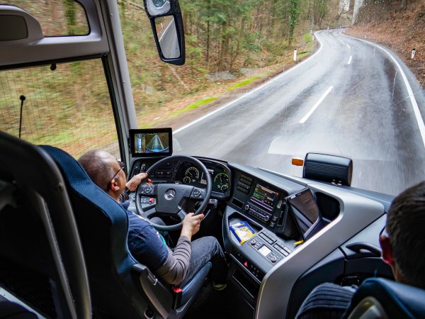 Der Mercedes Tourismo Fahrschulbus (c) Stefan Gruber