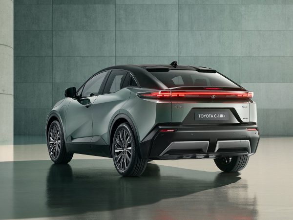(c) Toyota