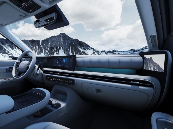(c) Hyundai