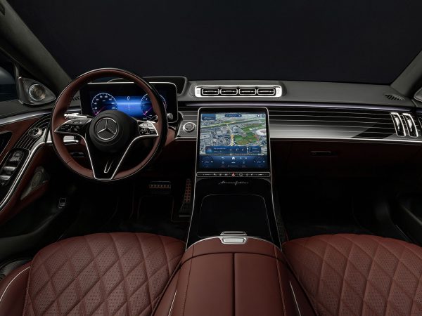 (c) Mercedes-Benz Group