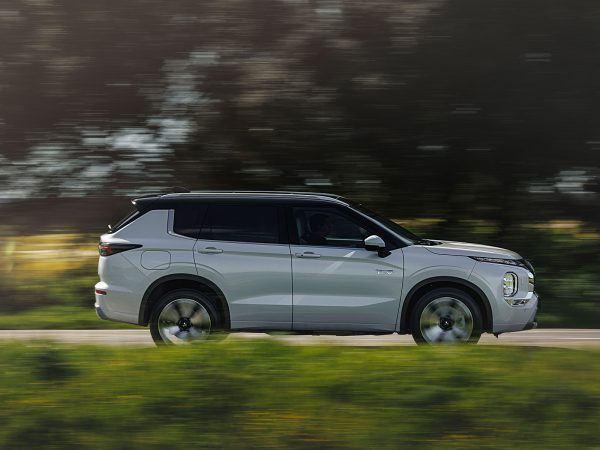 (c) Mitsubishi