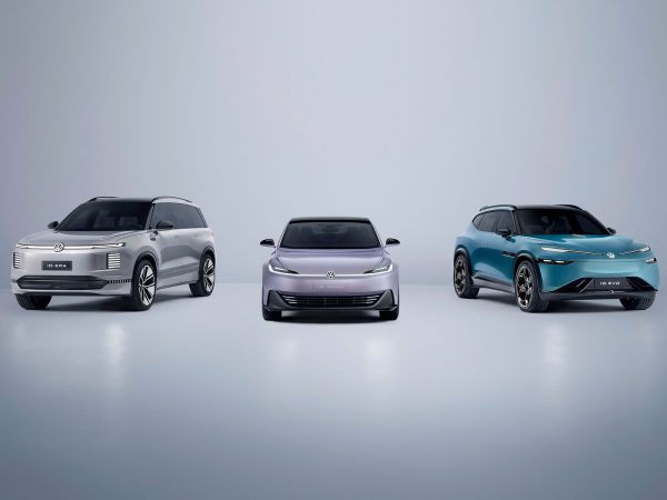 (c) Volkswagen AG