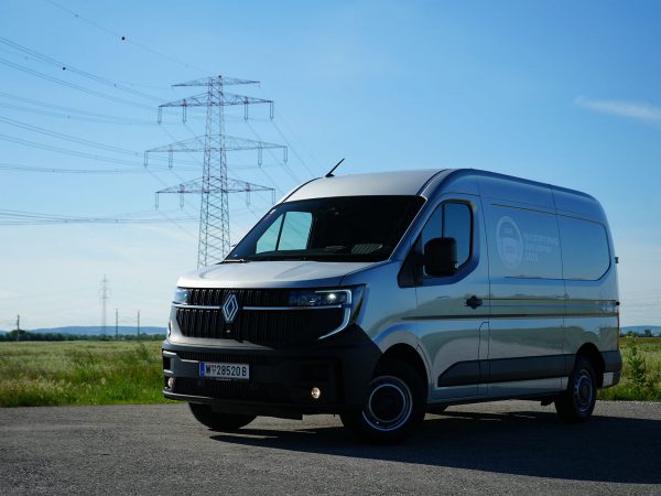 Renault Master E-Tech L2H2 (c) Kyrillos Ibrahim