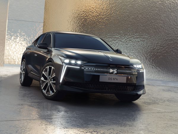 (c) DS Automobiles