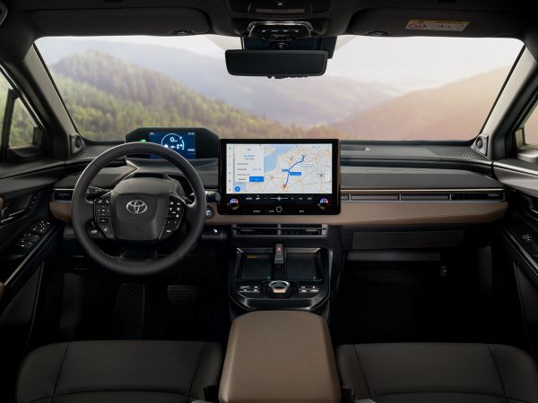 (c) Toyota