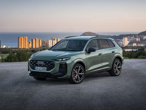 (c) Audi AG