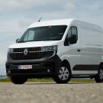 Renault Master L2H2 blue dci 150 (c) Johannes Ibrahim