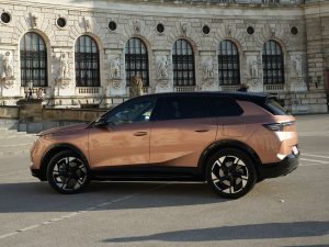 Opel Grandland Electric GS 73 kWh (c) Kyrillos Ibrahim