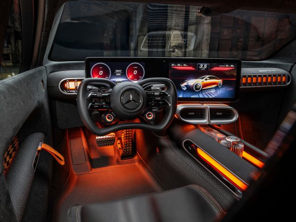 (c) Mercedes-Benz Group