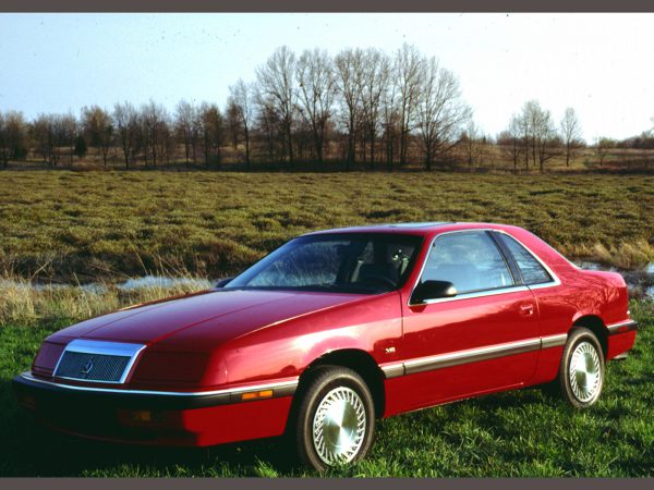 Chrysler LeBaron (c) Chrysler