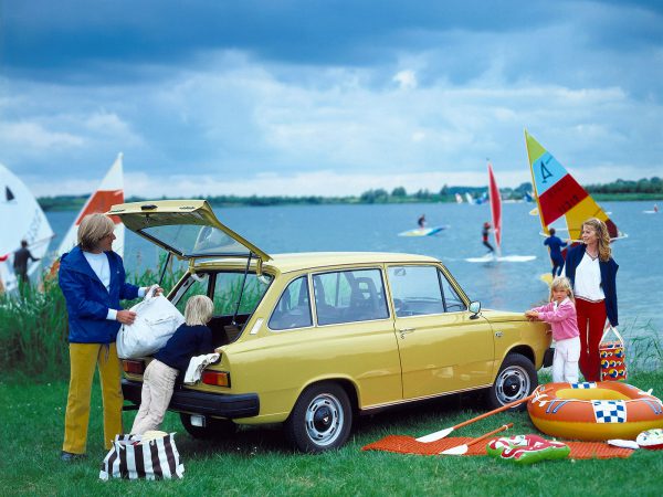 (c) Volvo