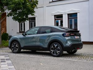 Citroen C4 Hybrid (c) Stefan Gruber