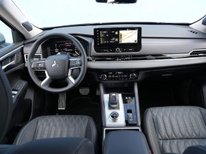 Mitsubishi Outlander PHEV (c) Stefan Gruber