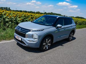 Mitsubishi Outlander PHEV (c) Stefan Gruber