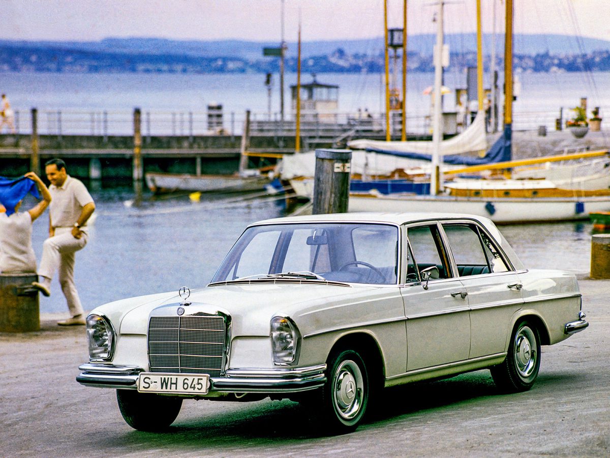 (c) Mercedes-Benz Group