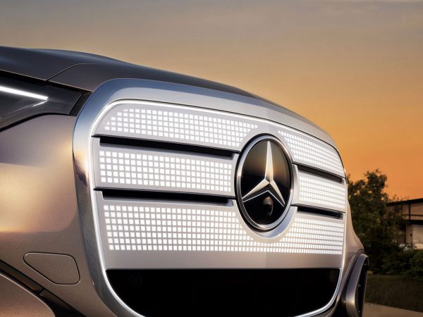 (c) Mercedes-Benz Group