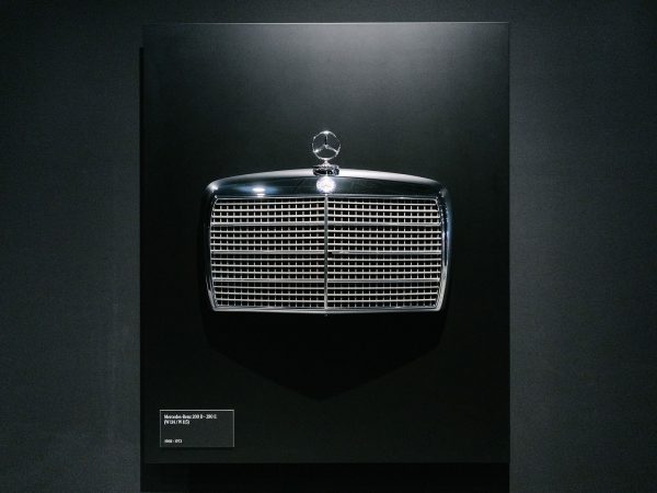 (c) Mercedes-Benz Group