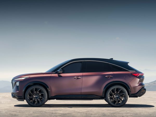 (c) Infiniti