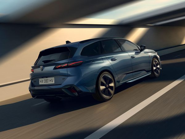 (c) Peugeot
