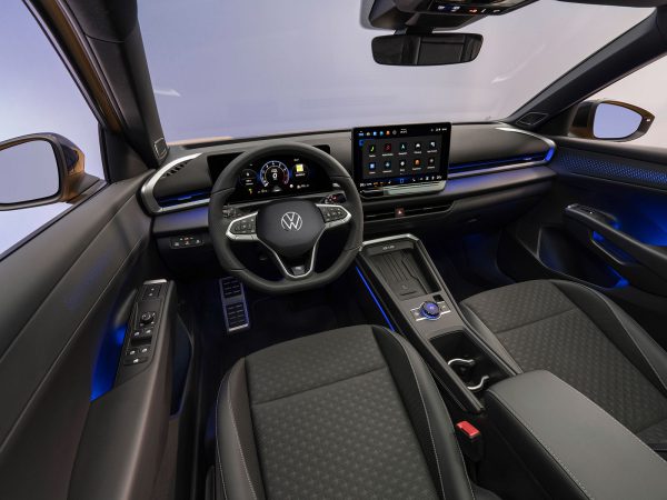 (c) Volkswagen AG